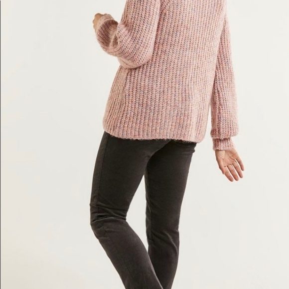 Reitmans v-neck sweater - Picture 3 of 7